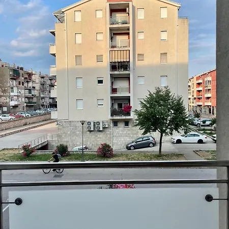 Shine Apartment Trebinje Exterior photo